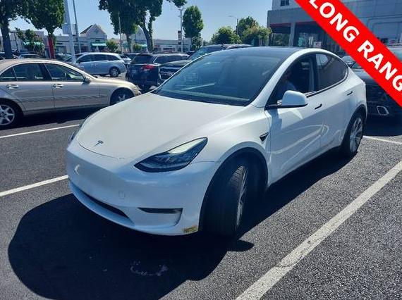 TESLA MODEL Y 2022 7SAYGDEE8NF370649 image